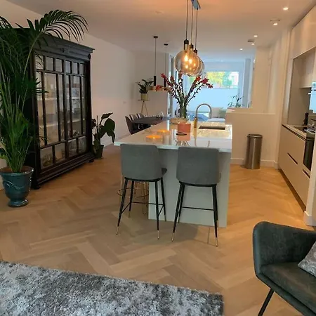Luxe 10-persoons Appartement! Apartamento Ámsterdam
