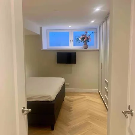 Luxe 10-persoons Appartement! Amsterdam
